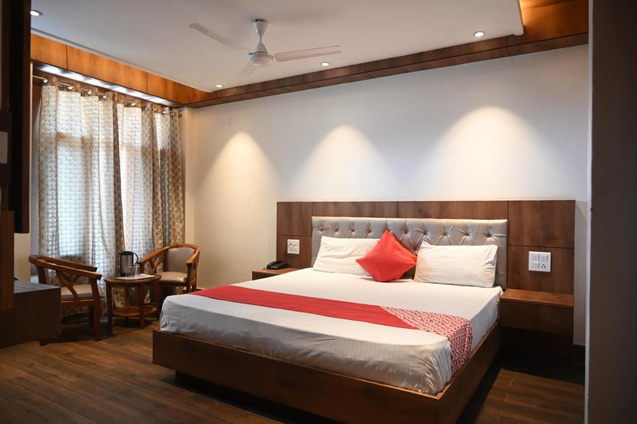 Hotel Apple Blossom Manāli Exteriér fotografie