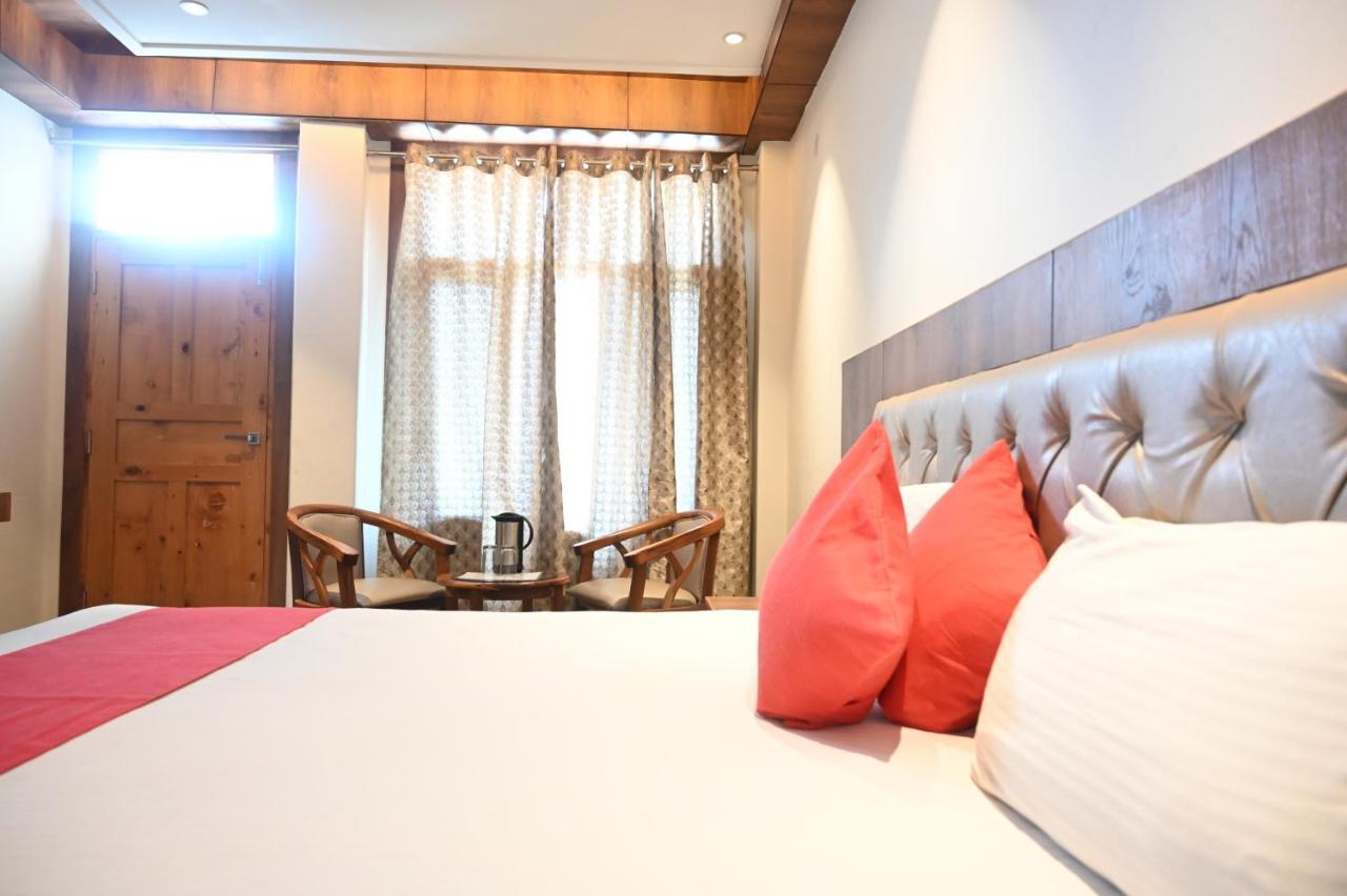 Hotel Apple Blossom Manāli Exteriér fotografie