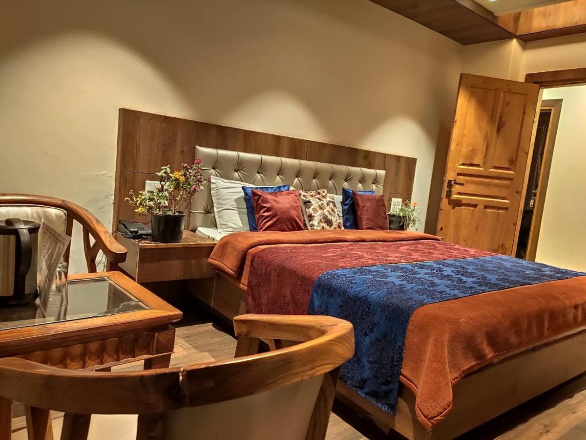 Hotel Apple Blossom Manāli Exteriér fotografie