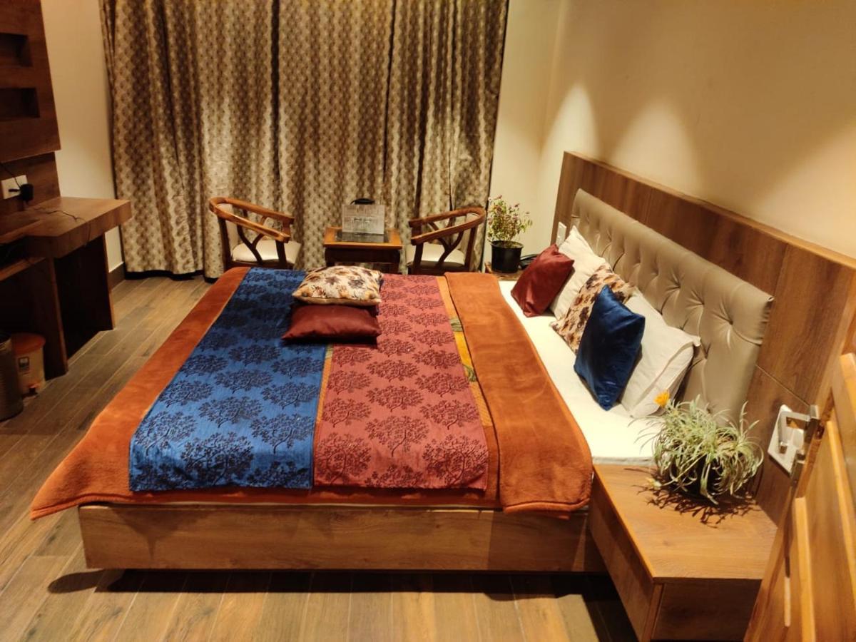 Hotel Apple Blossom Manāli Exteriér fotografie