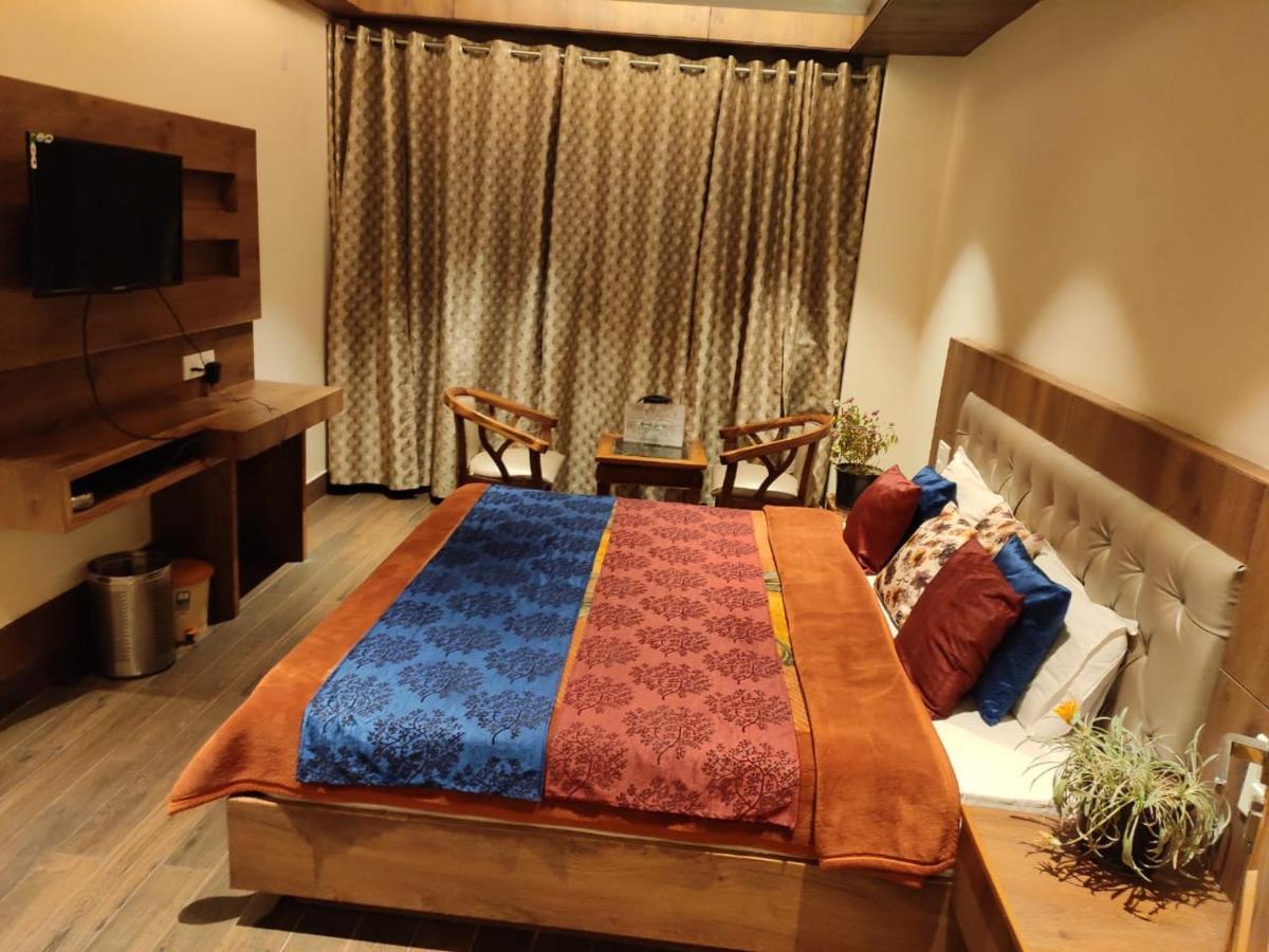 Hotel Apple Blossom Manāli Exteriér fotografie