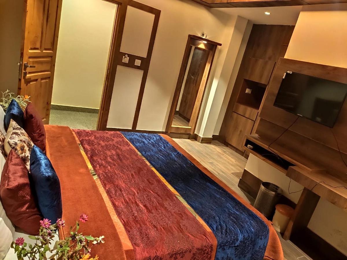 Hotel Apple Blossom Manāli Exteriér fotografie
